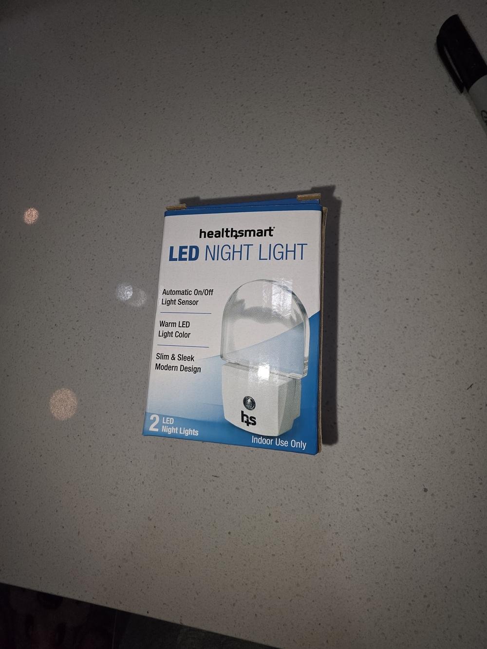 LED night light, HealthSmart automatic sensor - Picture 1 of 5